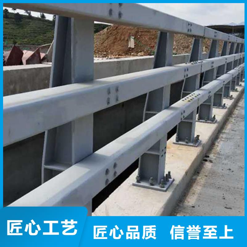 道路護欄不銹鋼景觀護欄直銷廠家工藝層層把關