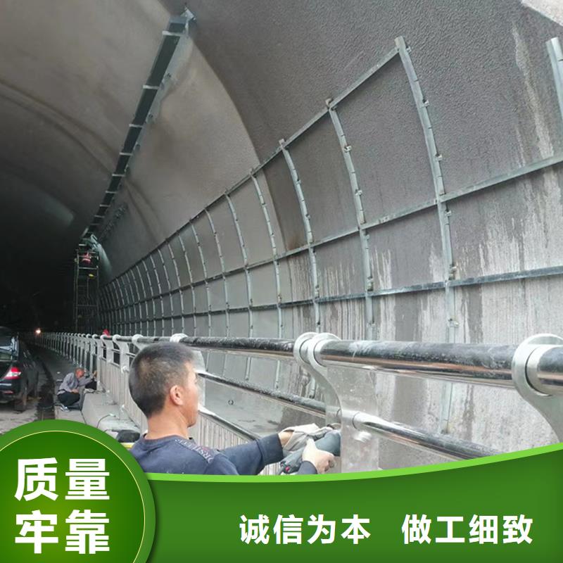 304不銹鋼復合管欄桿優選廠家產地貨源不銹鋼防撞護欄價格公道合理