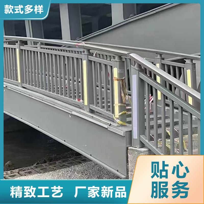 鋁合金防撞護欄技術完善當?shù)厣a廠家