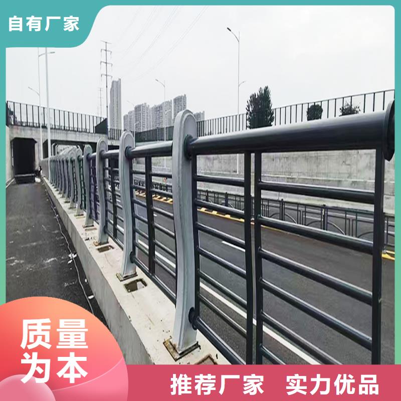 道路燈光護欄種類豐富廠家實力雄厚