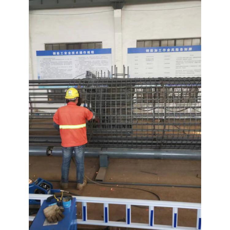 數(shù)控鋼筋滾焊機歡迎電詢