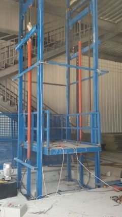 貨物升降平臺(tái)傳菜機(jī)設(shè)備齊全支持定制