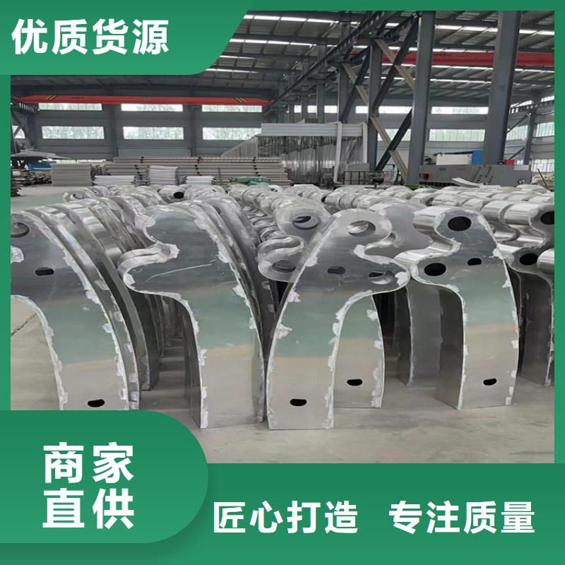 橋梁防撞欄桿造型別致匠心打造