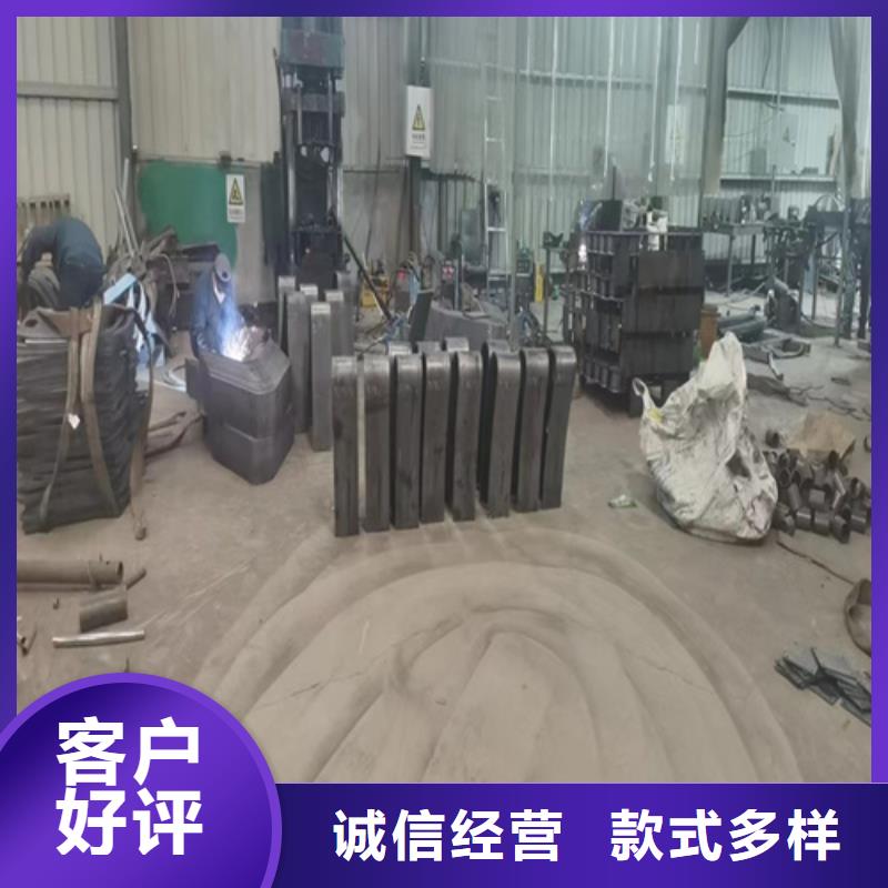 不銹鋼復合管護欄_q235防撞護欄廠家案例規格齊全實力廠家