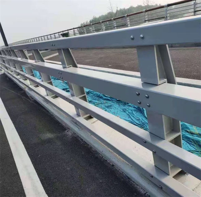 護欄用途廣泛