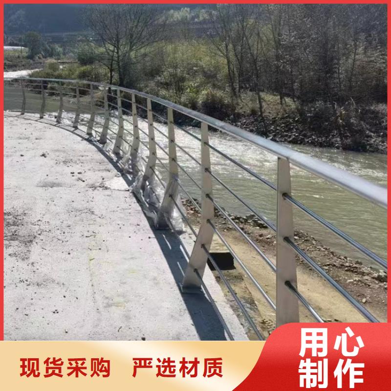 防撞欄桿鋼立柱新價格N年大品牌