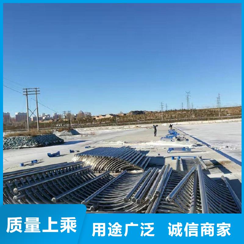 橋梁防撞護(hù)欄立柱橋梁防撞護(hù)欄現(xiàn)貨直供的圖文介紹