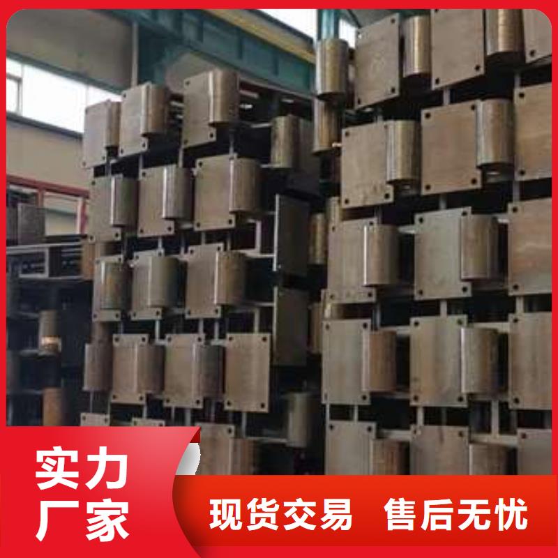 人行道護(hù)欄橋梁防撞護(hù)欄廠老品牌廠家?guī)齑纨R全廠家直供