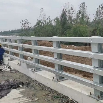 【護欄道路隔離欄實體誠信經營】