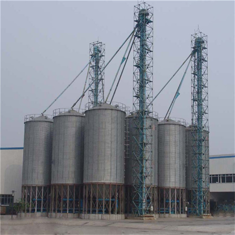 發貨及時的儲糧用鋼板倉基地廠家直銷大量現貨