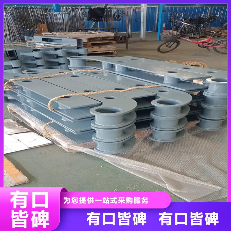 護(hù)欄不銹鋼復(fù)合管欄桿好產(chǎn)品放心購買的放心