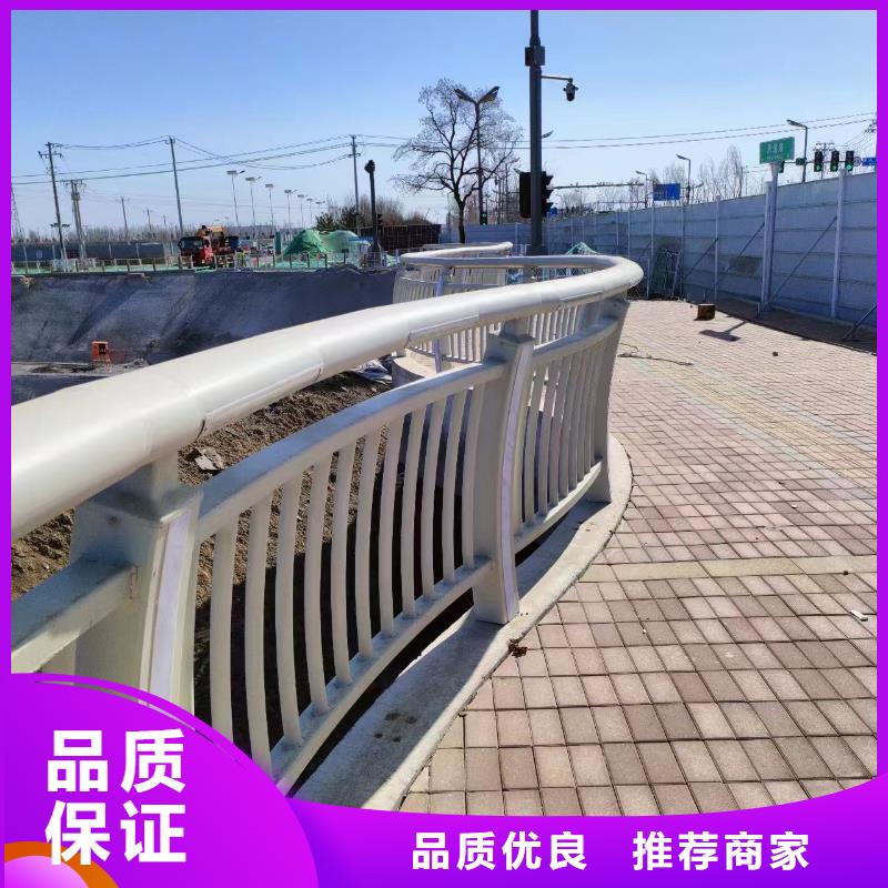 不銹鋼河道護欄欄桿銷售廠家精選優(yōu)質材料