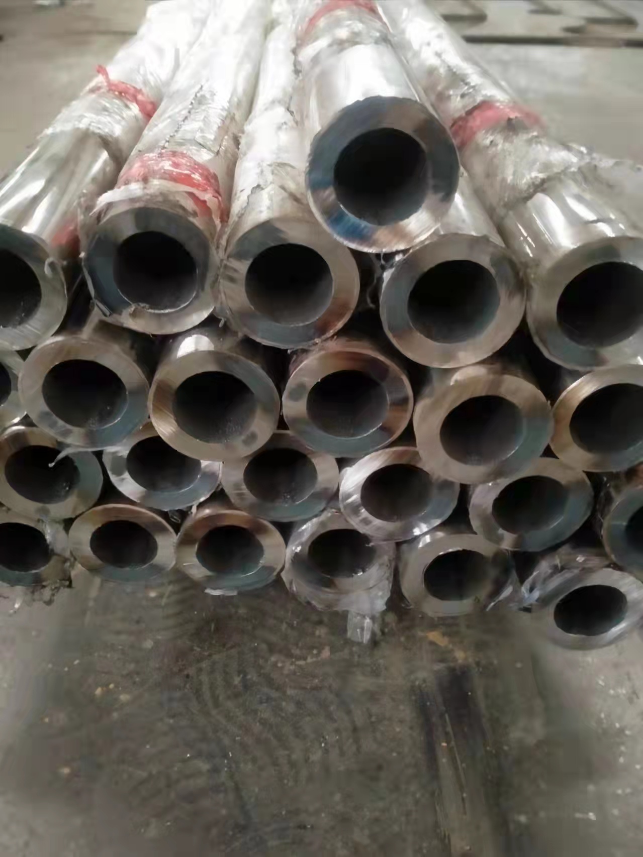 不銹鋼復合管_城市景觀防護欄按需定做同城制造商