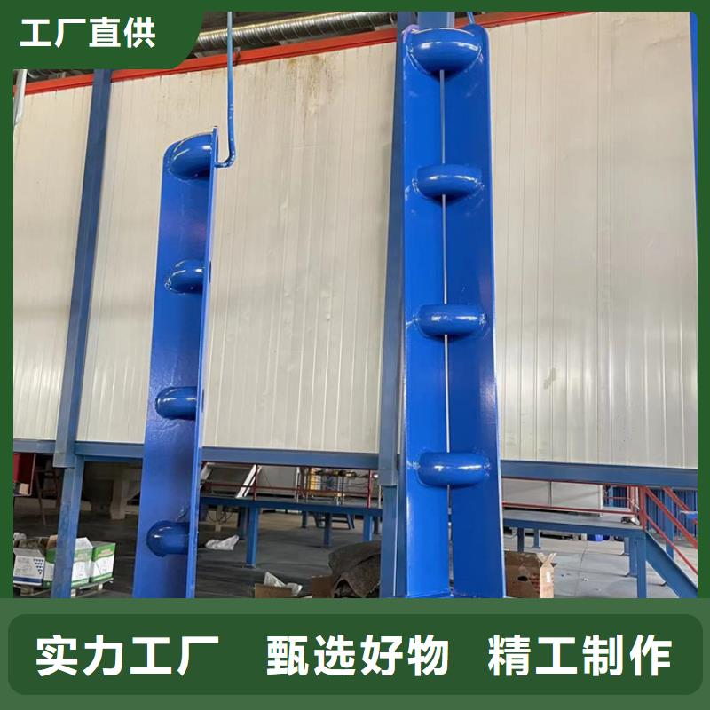 201不銹鋼復(fù)合管護(hù)欄道路隔離欄廠家直銷規(guī)格多樣多種工藝