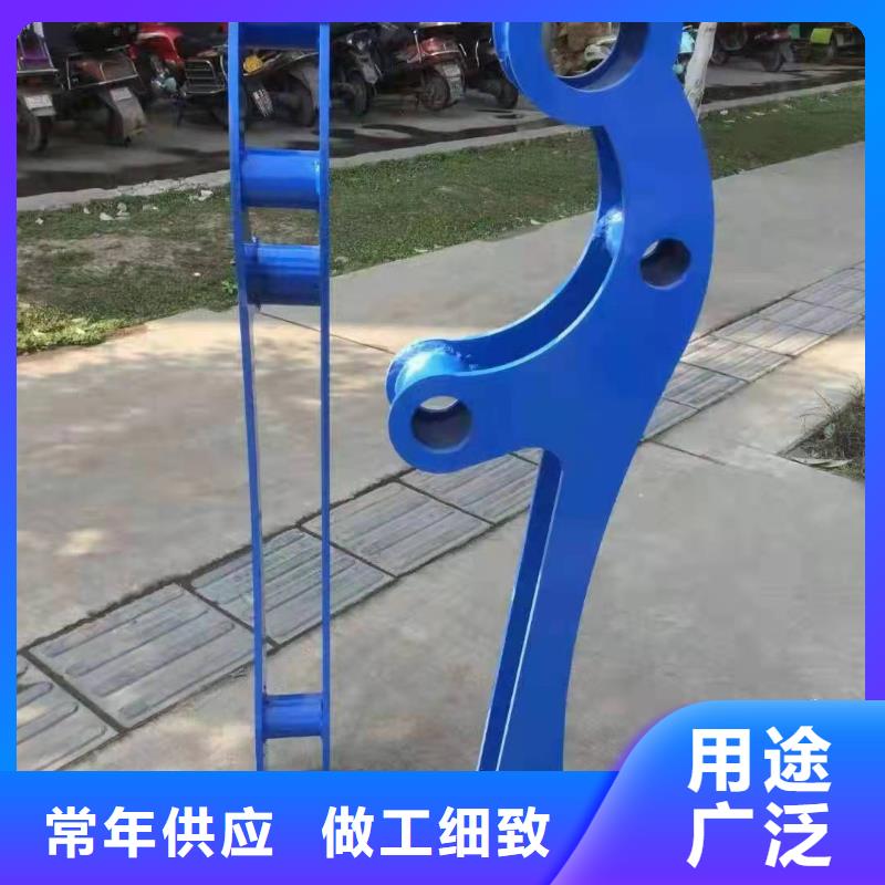 防撞護欄鍍鋅管噴塑護欄加工定制本地公司