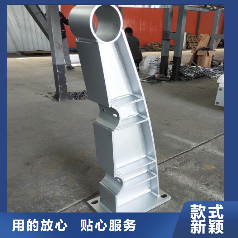 橋梁防撞護欄河堤護欄大量現(xiàn)貨供應精工打造