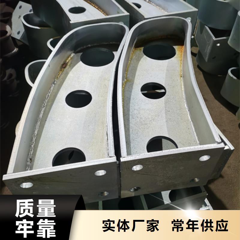護欄立柱-燈光防撞護欄快速物流發貨定制不額外收費