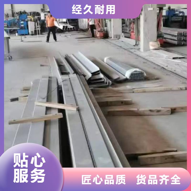雨水管廠房彩鋼雨水管細(xì)節(jié)展示好廠家有擔(dān)當(dāng)