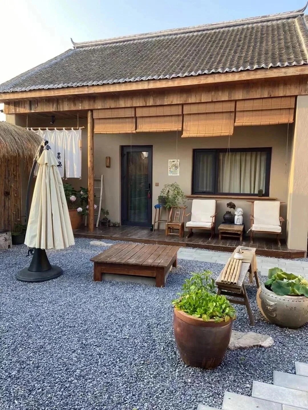 內外墻稻草漆，民宿改造，鄉村建設，仿夯土肌理漆源頭工廠