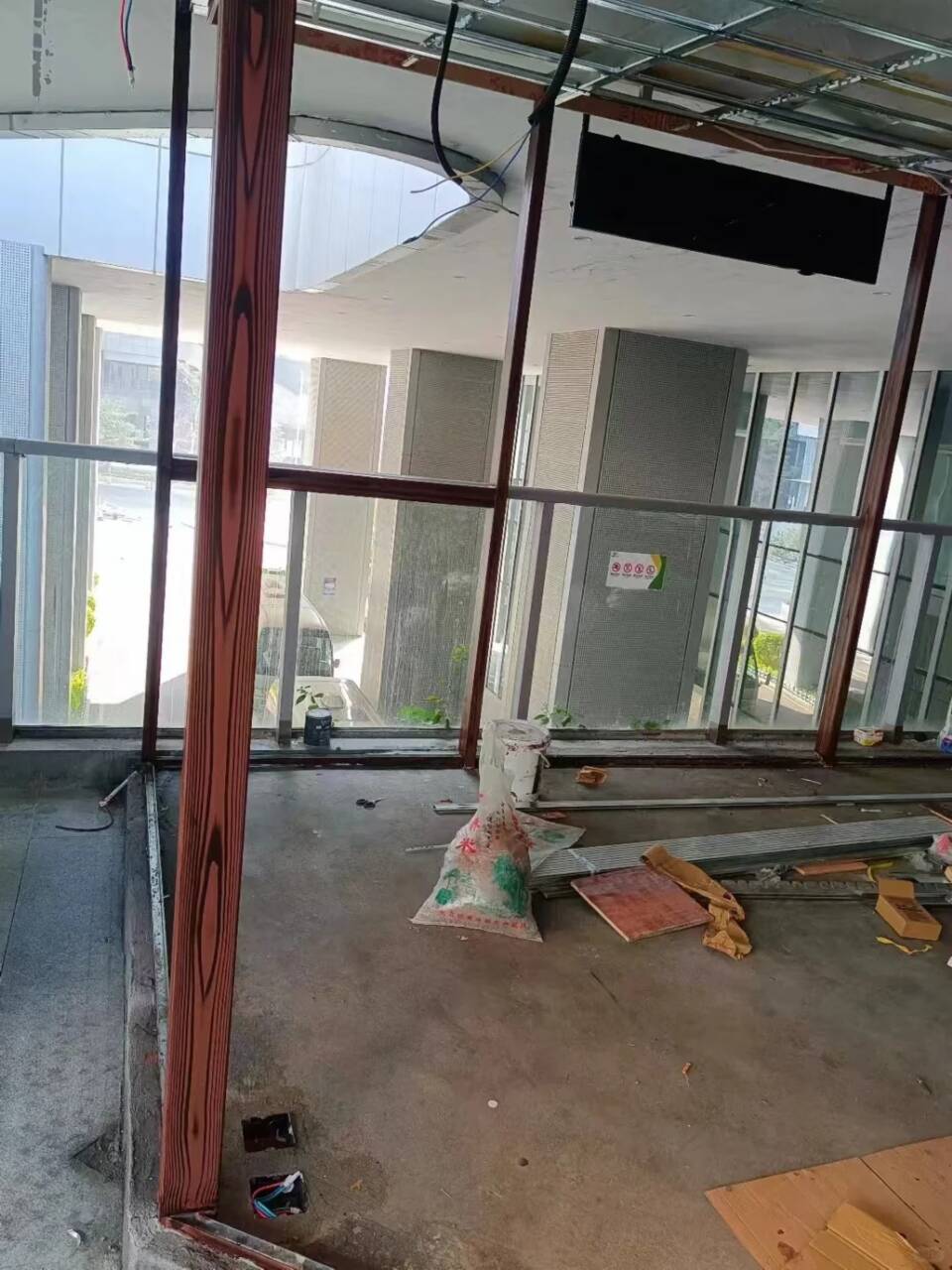 棧道護欄木紋漆多少錢一公斤質檢嚴格