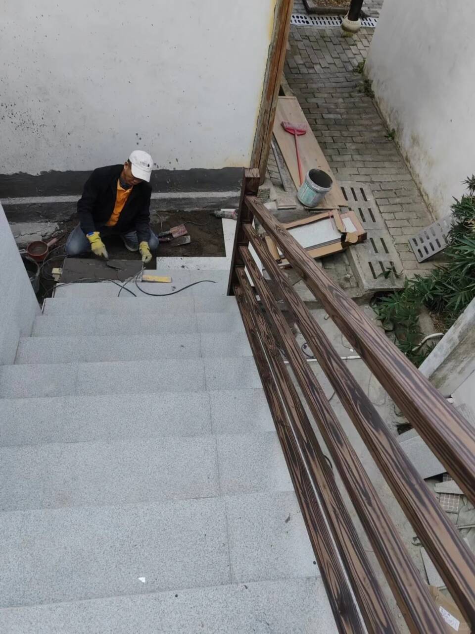棧道護欄木紋漆批發廠家