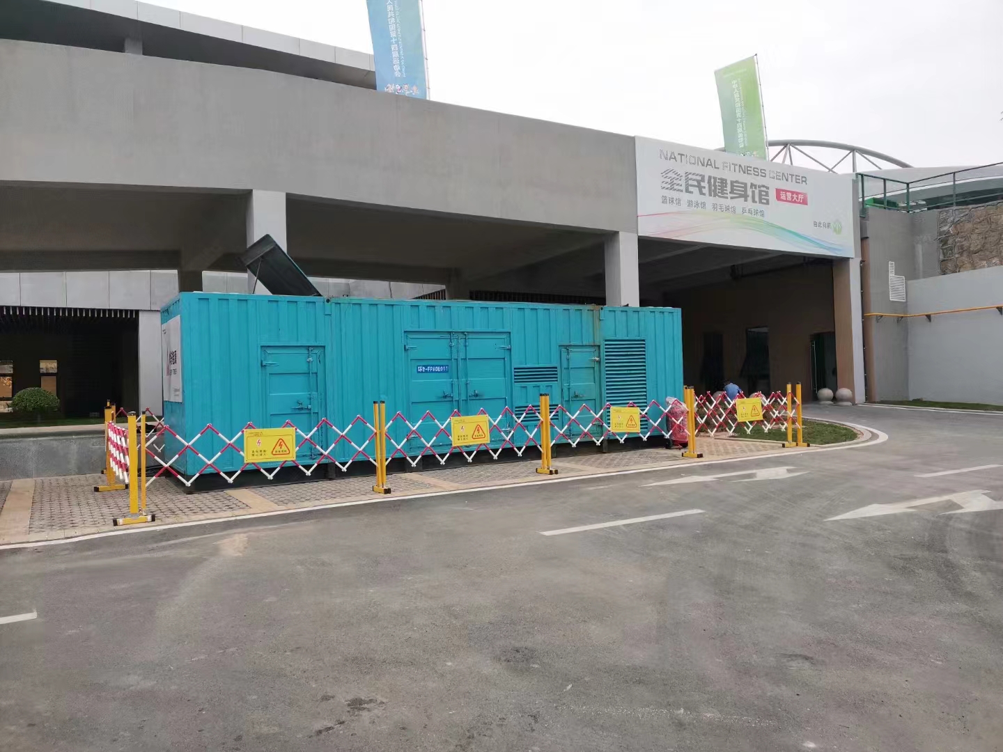 200KW發電機出租租賃400KW發電機電纜線出租UPS電源出租300kw發電機租賃專業本地經銷商