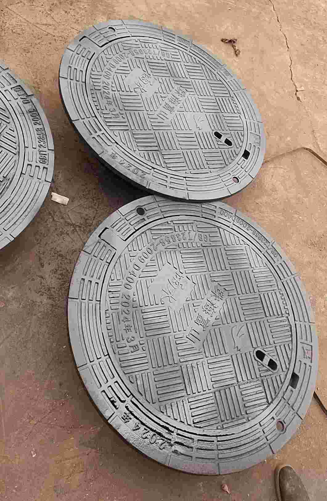 藝術(shù)井蓋圖案定制歡迎咨詢選購(gòu)建通鑄造廠家